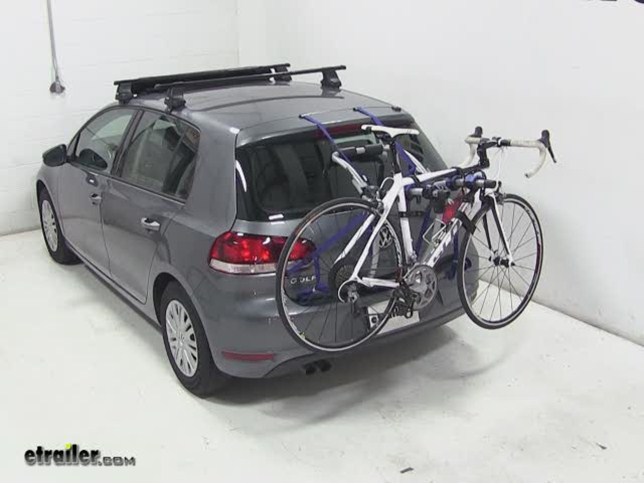 Thule Archway Trunk Mount Bike Rack Review - 2010 Volkswagen Golf Video |  etrailer.com