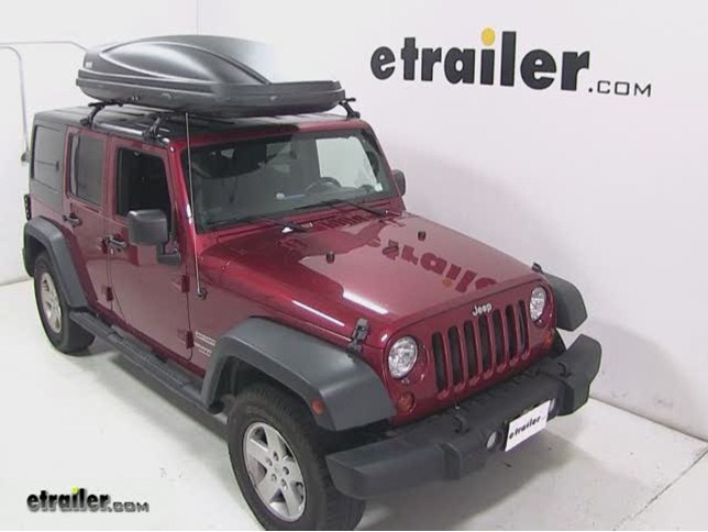 Thule Force XXL Rooftop Cargo Box Review - 2011 Jeep Wrangler Video |  etrailer.com