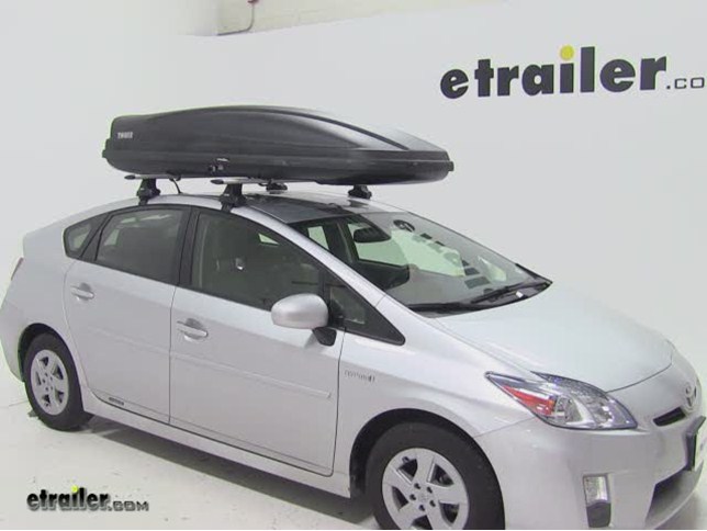 Thule Force XXL Rooftop Cargo Box Review - 2011 Toyota Prius Video |  etrailer.com