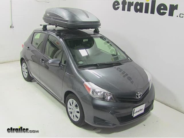 Thule Pulse Medium Rooftop Cargo Box Review - 2014 Toyota Yaris Video |  etrailer.com