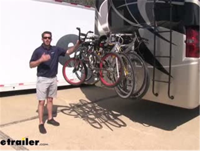 Thule Range 4 Bike Rack Review Video | etrailer.com